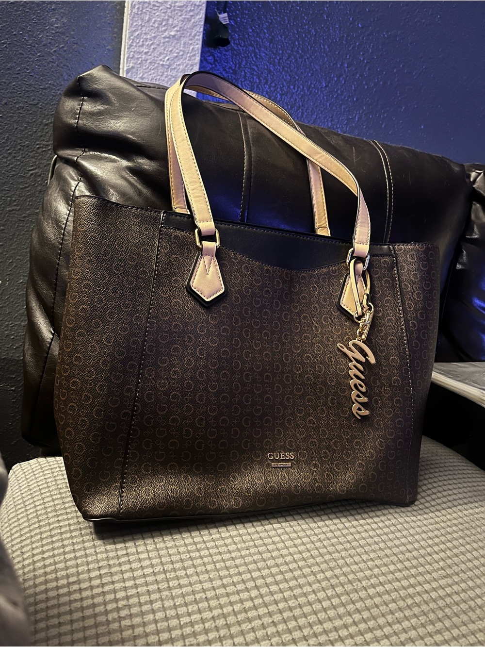 GUESS ‘Los Angeles’ Diem Tote